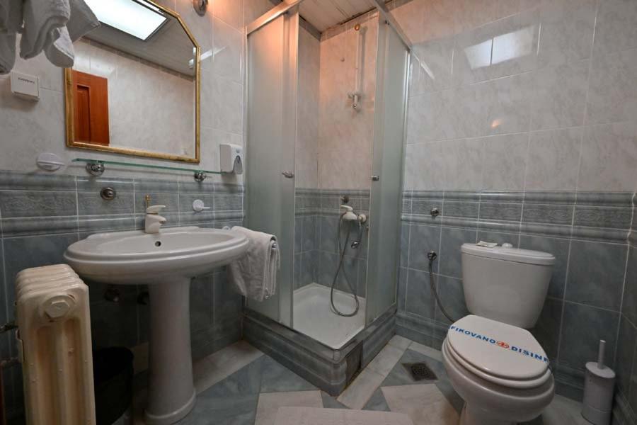 Hotel Norcev Grgetek Εξωτερικό φωτογραφία