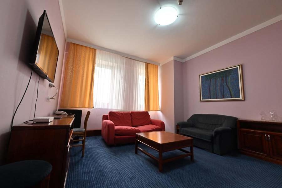 Hotel Norcev Grgetek Εξωτερικό φωτογραφία