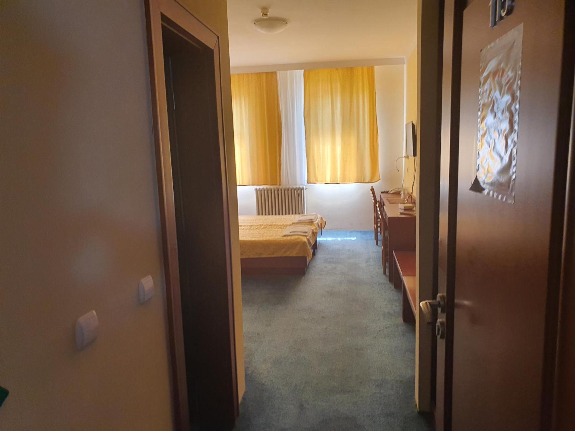 Hotel Norcev Grgetek Εξωτερικό φωτογραφία