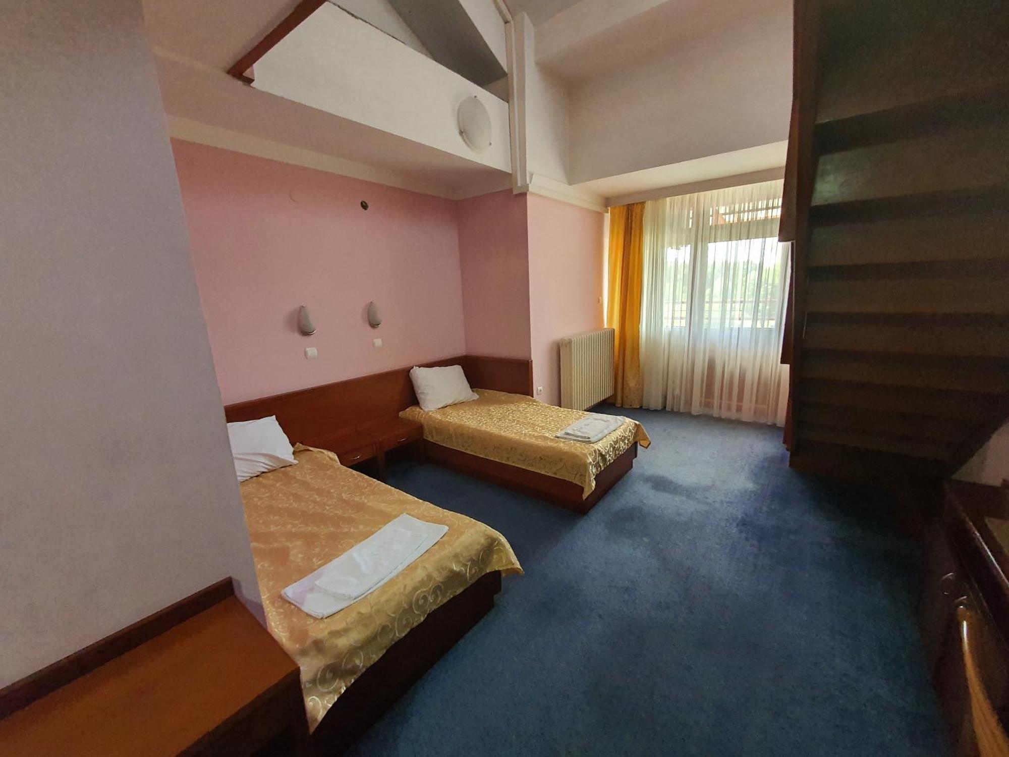 Hotel Norcev Grgetek Εξωτερικό φωτογραφία