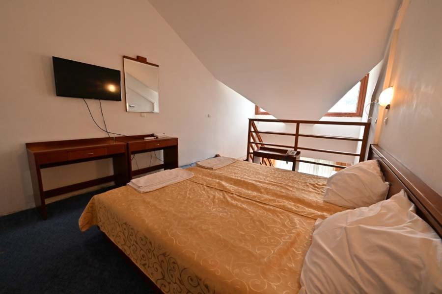 Hotel Norcev Grgetek Εξωτερικό φωτογραφία