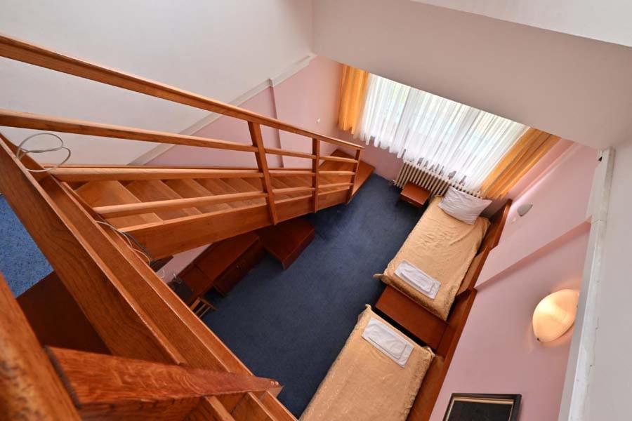 Hotel Norcev Grgetek Εξωτερικό φωτογραφία