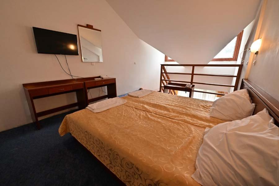 Hotel Norcev Grgetek Εξωτερικό φωτογραφία