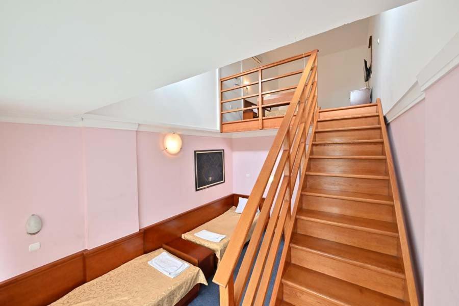 Hotel Norcev Grgetek Εξωτερικό φωτογραφία