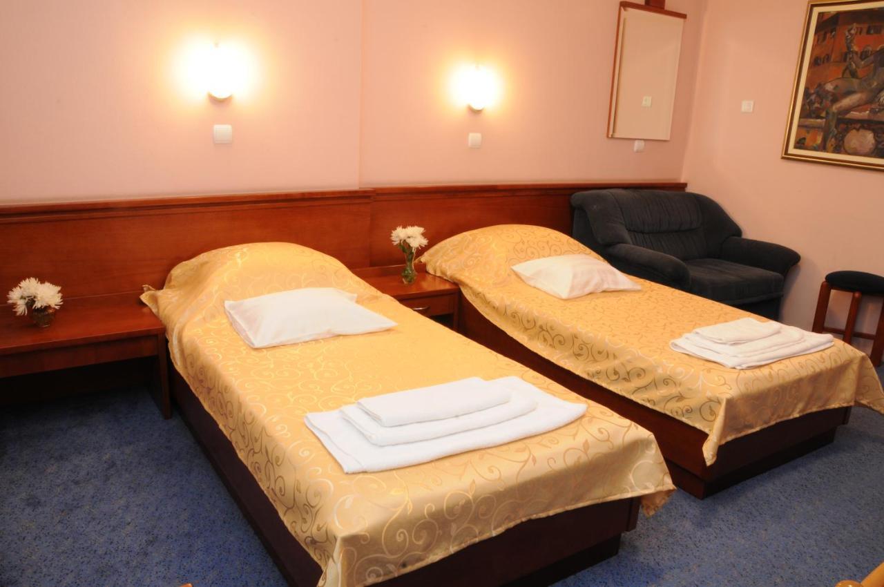 Hotel Norcev Grgetek Εξωτερικό φωτογραφία